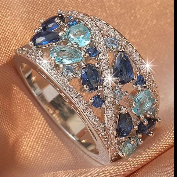 🩵 Blue Crystal Cz Diamond Wide Band  Ring 💎 - Picture 13 of 16